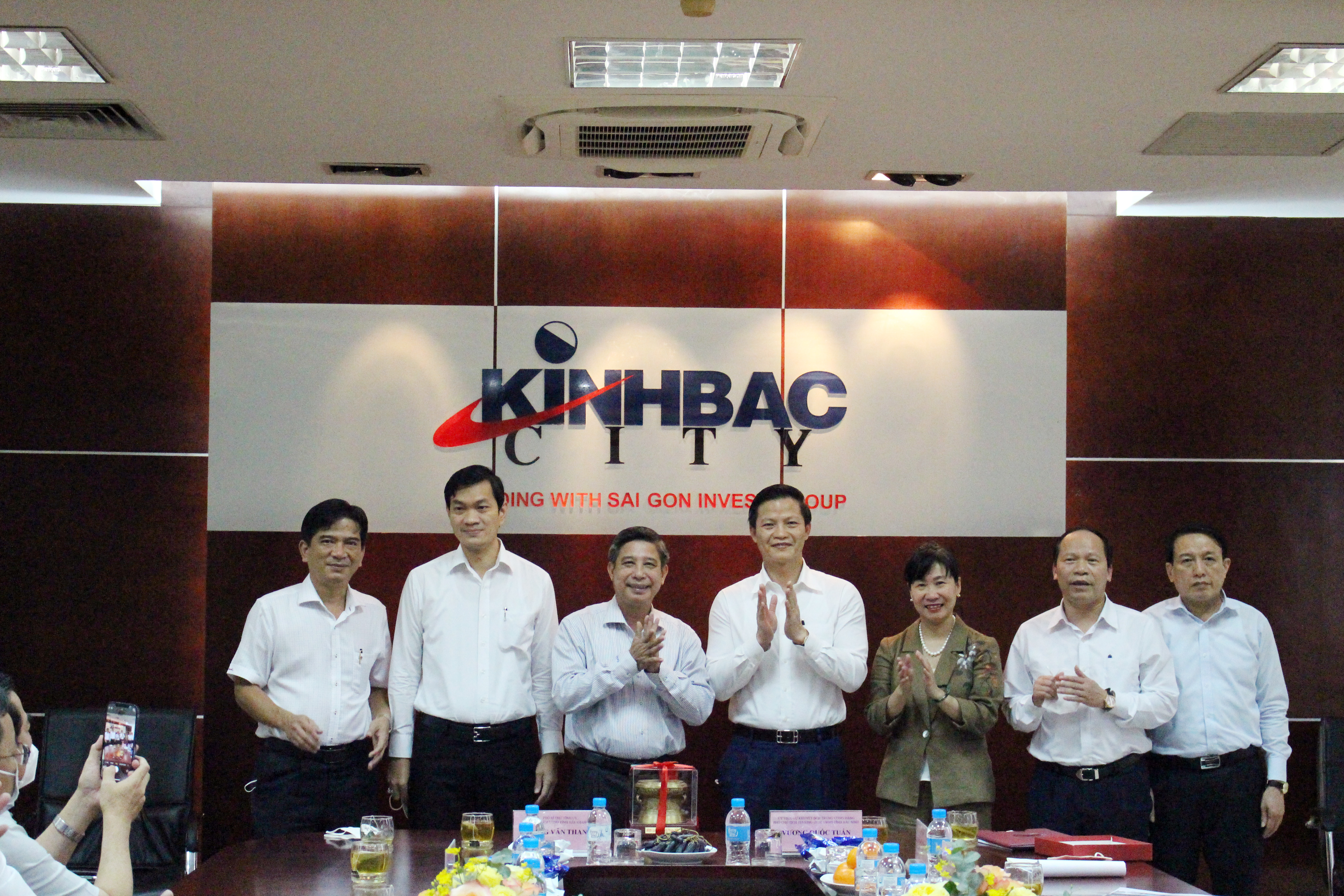 KBC tiếp đoàn công tác tỉnh Hậu Giang thăm và học tập kinh nghiệm xúc tiến đầu tư tại tỉnh Bắc Ninh