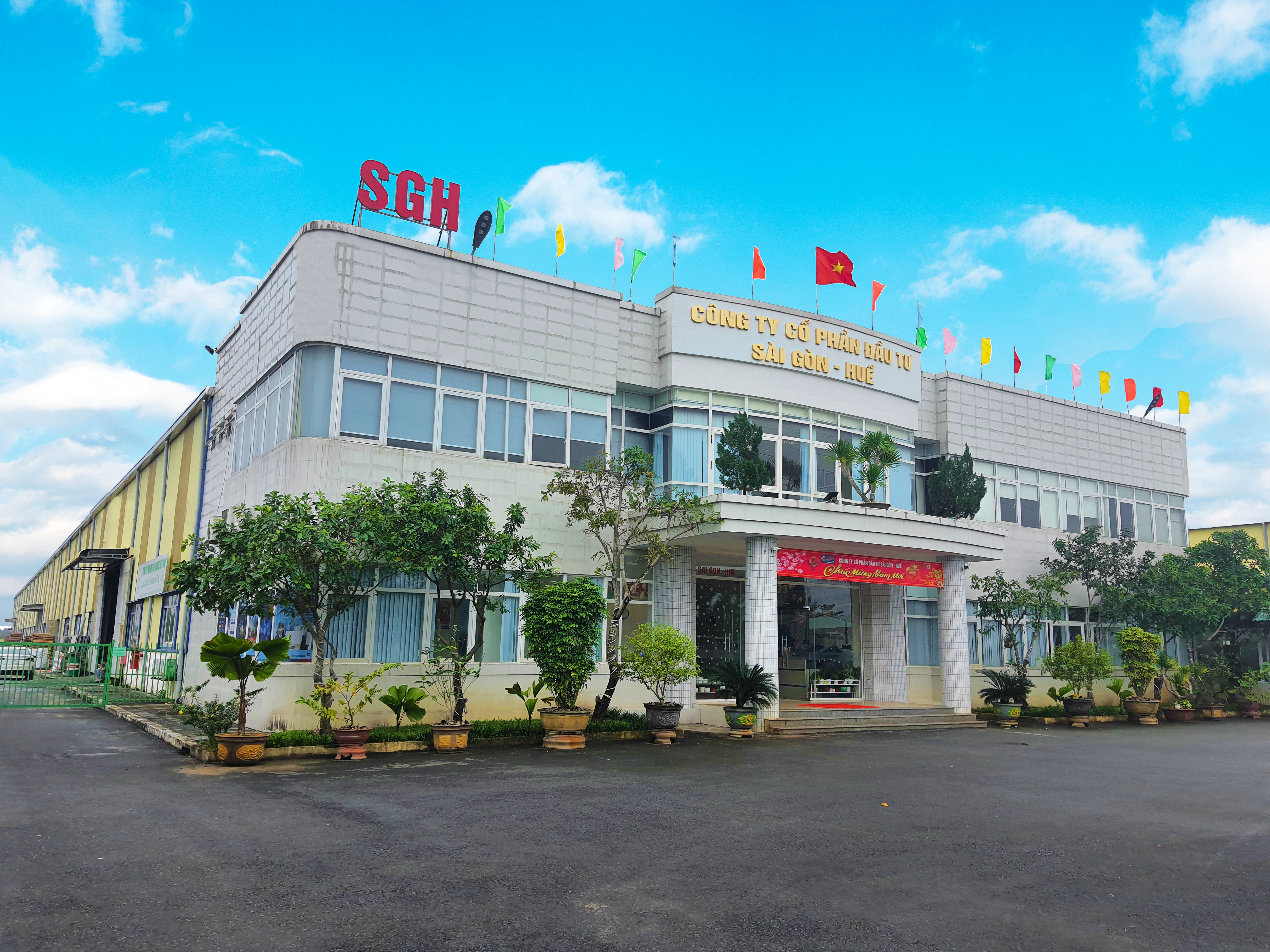 KCN & KHU PHI THUẾ QUAN SÀI GÒN - CHÂN MÂY